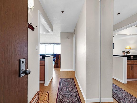 3rd image of 555 Pierce St APT 526