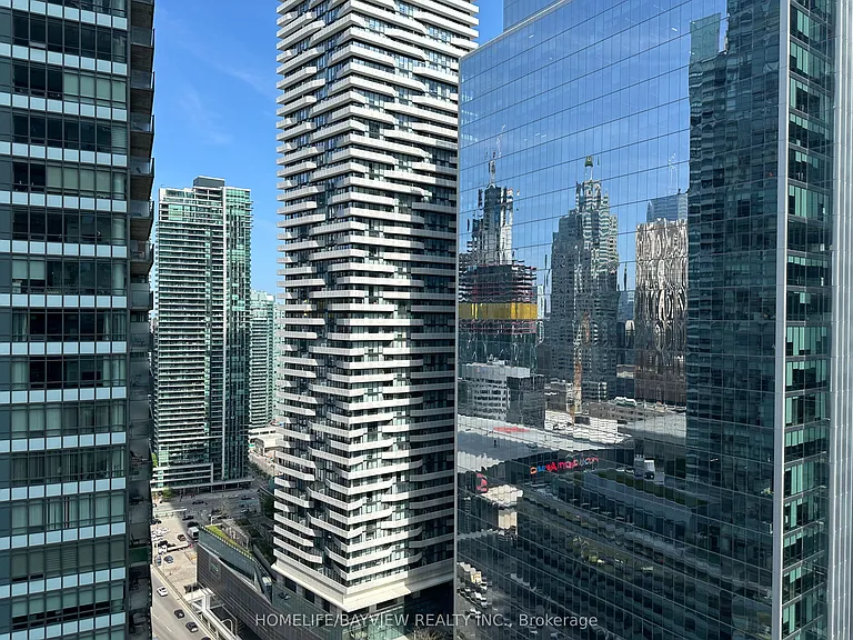 14 York St #2701 — Photo 15