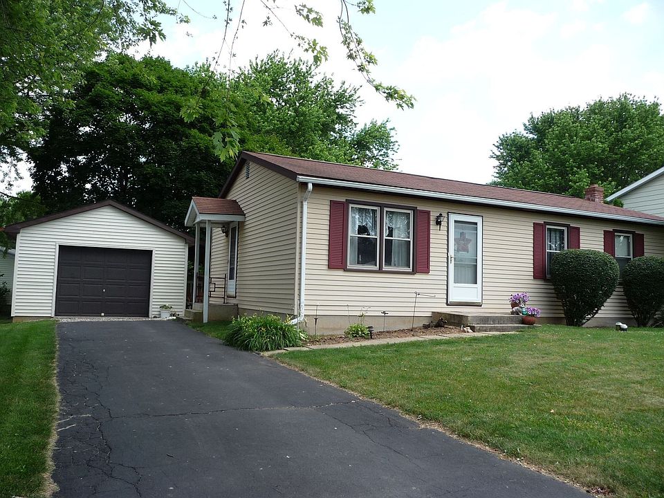 521 Glenn Avenue, Mount Joy, PA