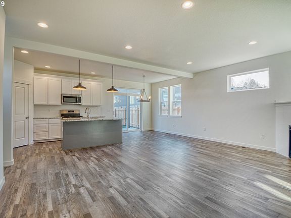 2nd image of 2221 NE Brendan Cir