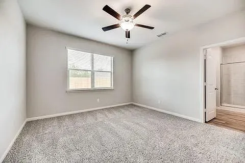 4 bed, 1620 sqft, $1,995 — Photo 4