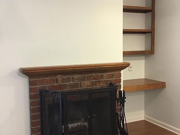 5th image of 7124 Creekside Dr