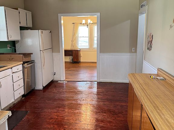 2nd image of 1473 Arnold Hollow Rd