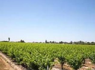 42195 Road 68, Dinuba, CA 93618