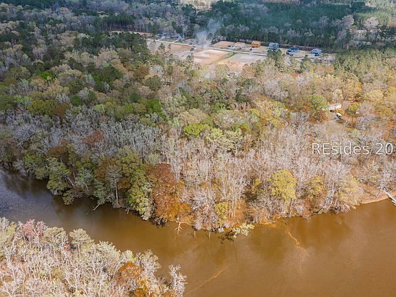 5th image of 105 Cypress View Rd