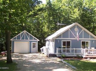 12045 Halifax Dr, Canadian Lakes, MI 49346