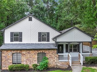 638 Granite Ln, Loganville, GA 30052