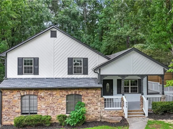 638 Granite Ln, Loganville, GA 30052