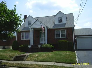 21 Frances St, Totowa, NJ 07512