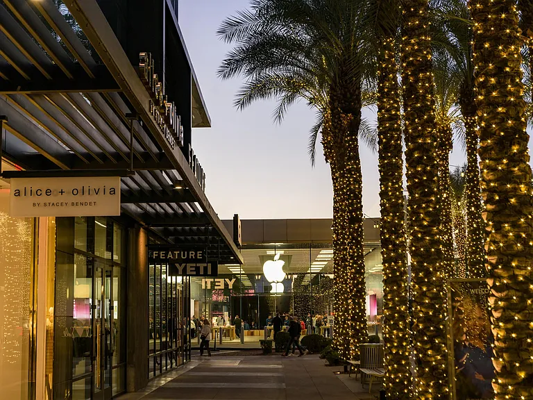 The Quad: Where shopping, dining, and luxury come together.
