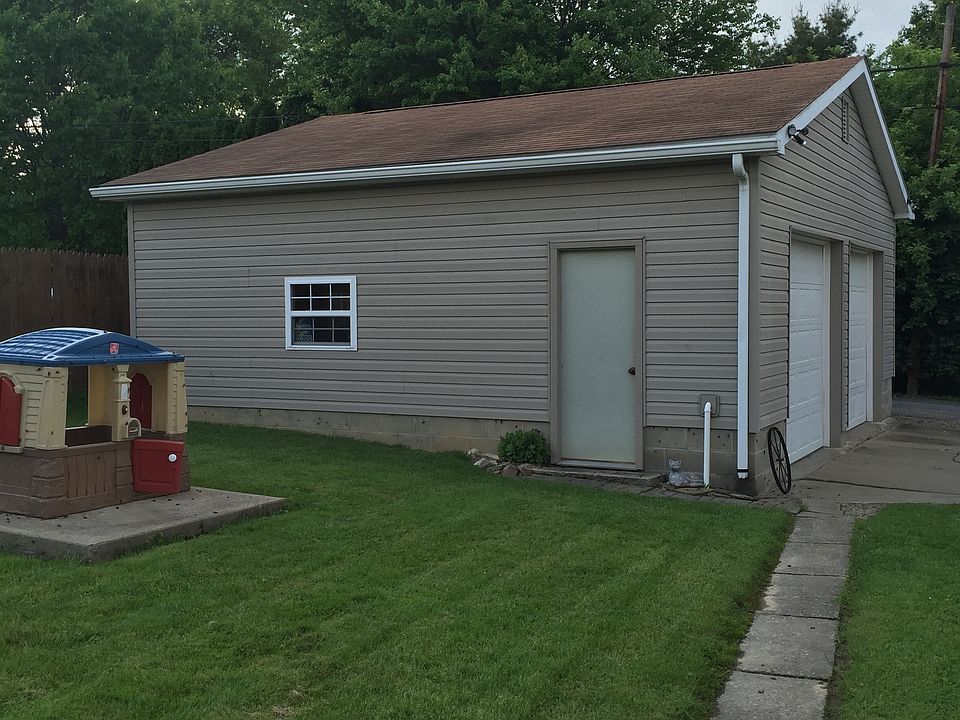 2nd image of 1404 North St