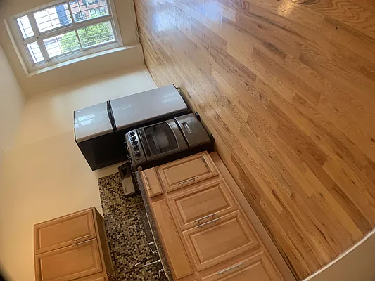 Rented by David Berkowitz, LREB | media 16