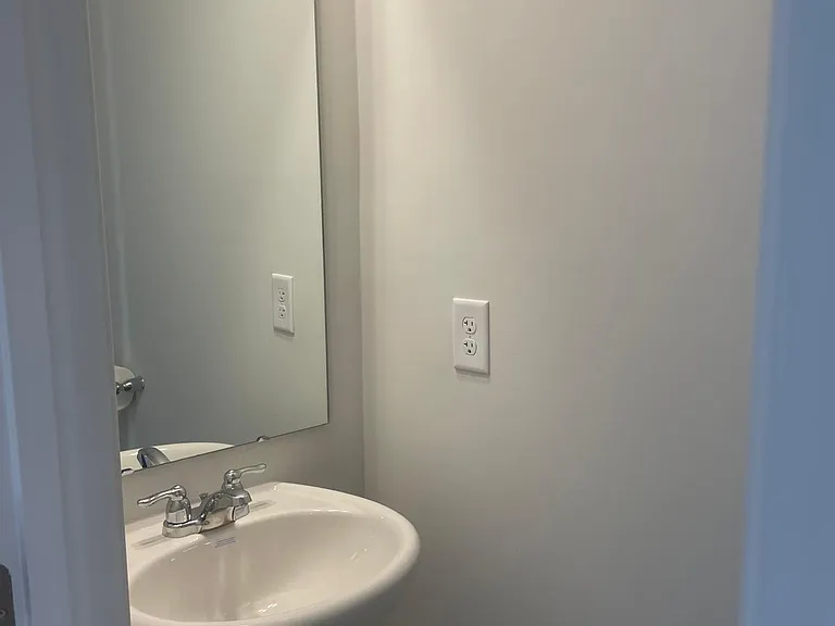 596 Glen Clova Dr — Photo 21