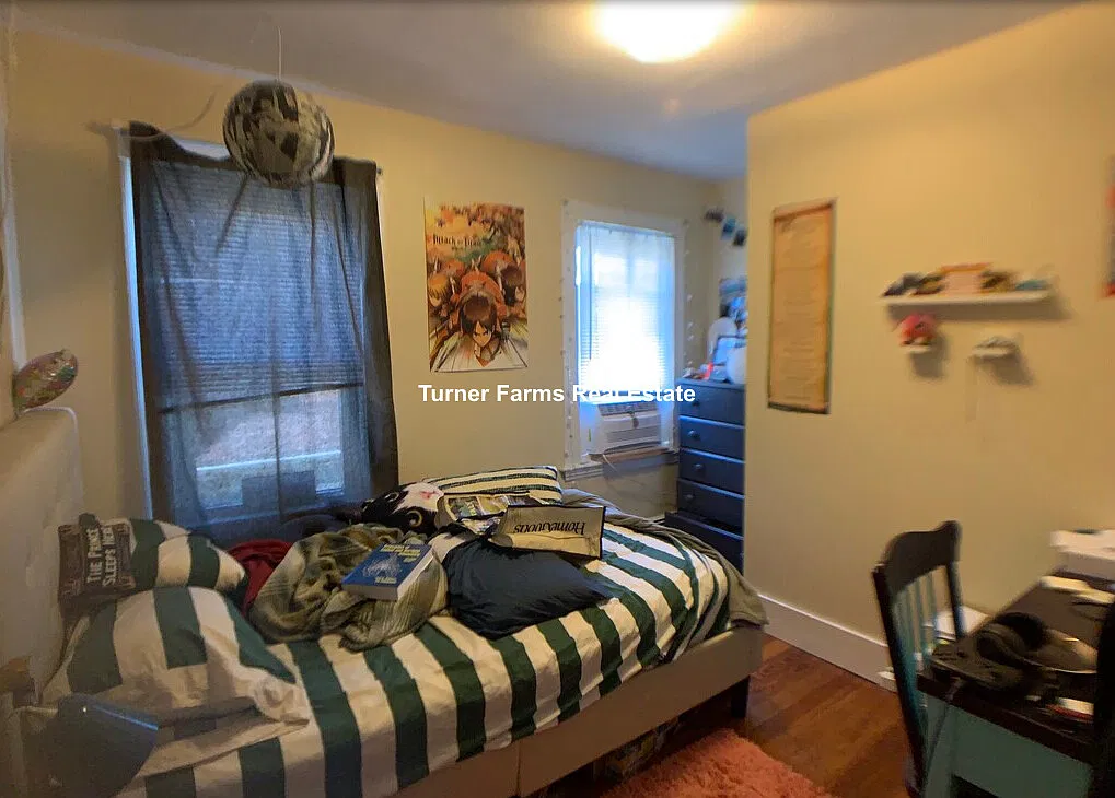 197 College Ave — Photo 4