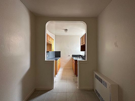 4th image of 42-15 81st St #6J