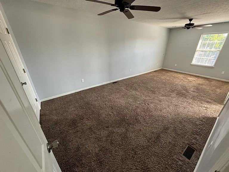1053 Blackwell Ct #1 — Photo 17
