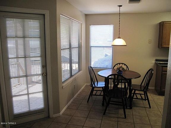 3rd image of 6655 N Canyon Crest Dr