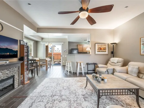 6675 Abruzzi Dr Unit 102, North Las Vegas, NV 89084