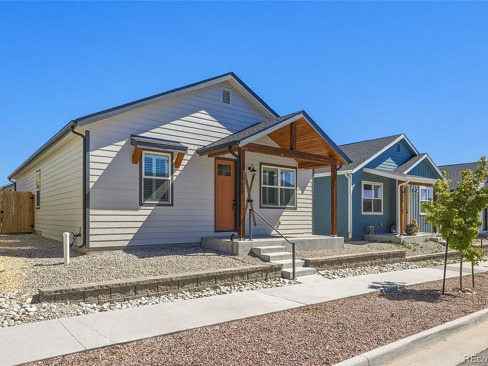 1st image of 10704 Willow Avenue