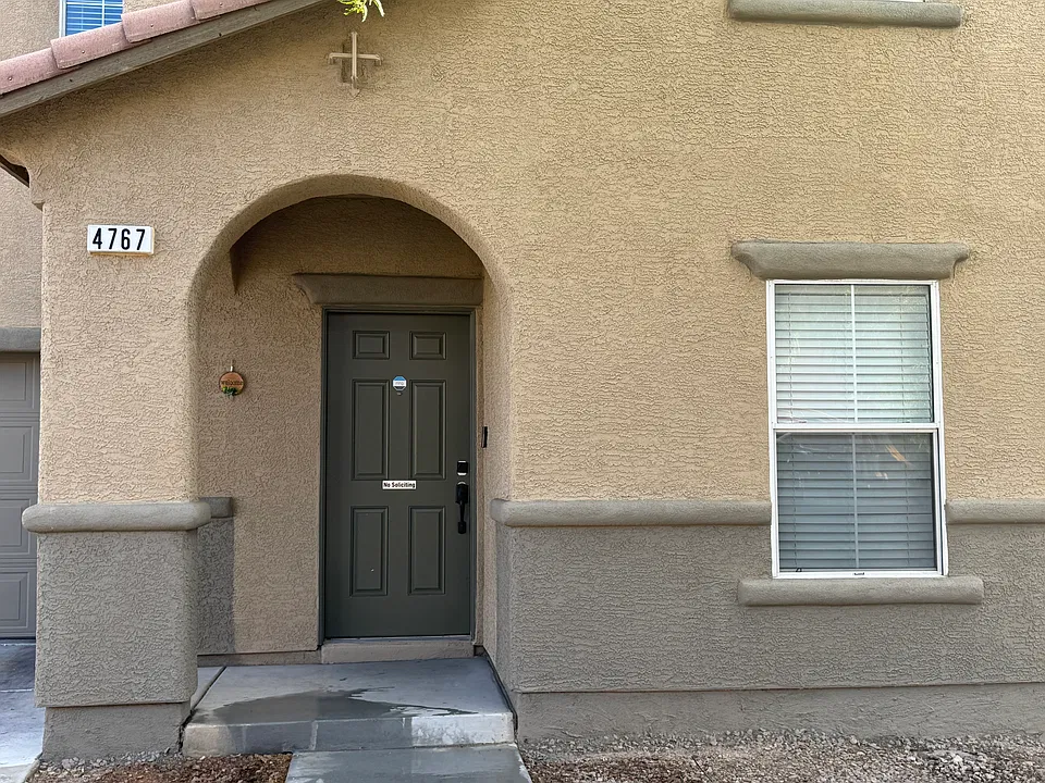 4767 Pearl Bay Ct