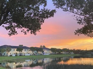 976 Imperial Lake Rd, West Palm Beach, FL 33413