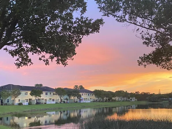 976 Imperial Lake Road, West Palm Beach, FL 33413
