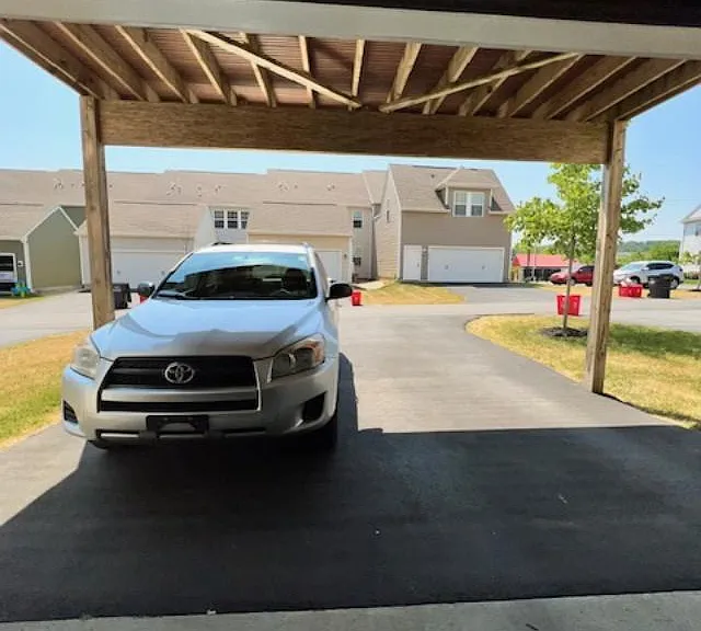 733 Sun Valley Ct — Photo 32