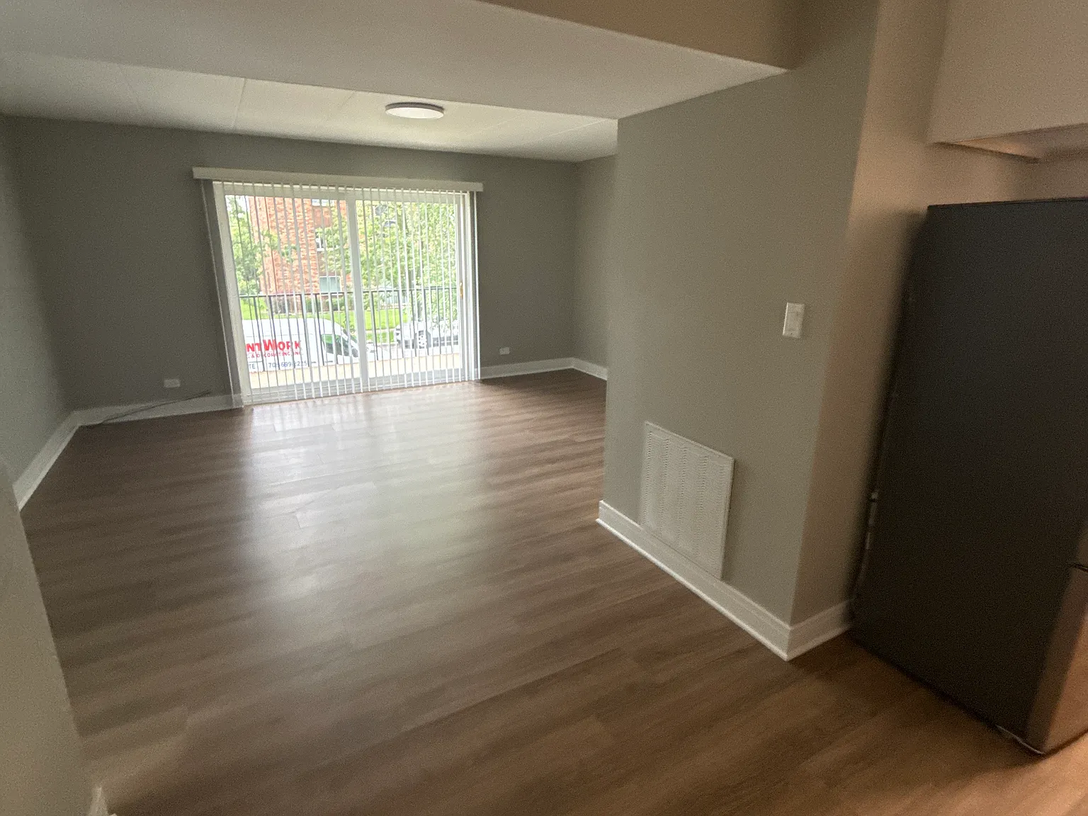 2 bed, 1000 sqft, $1,800 — Photo 4