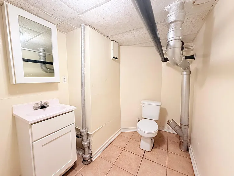 112 Glenwood Ave #B2E — Photo 6