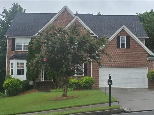 3811 Roxfield Dr, Buford, GA 30518