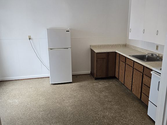 Kitchen and dinette