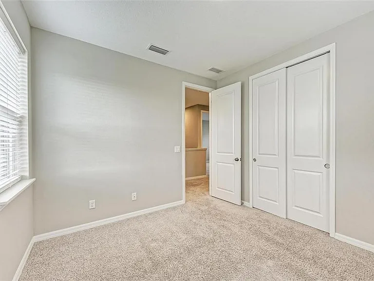 5564 Summit Gln — Photo 21