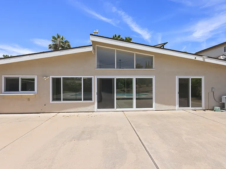 14545 Hillndale Way — Photo 25
