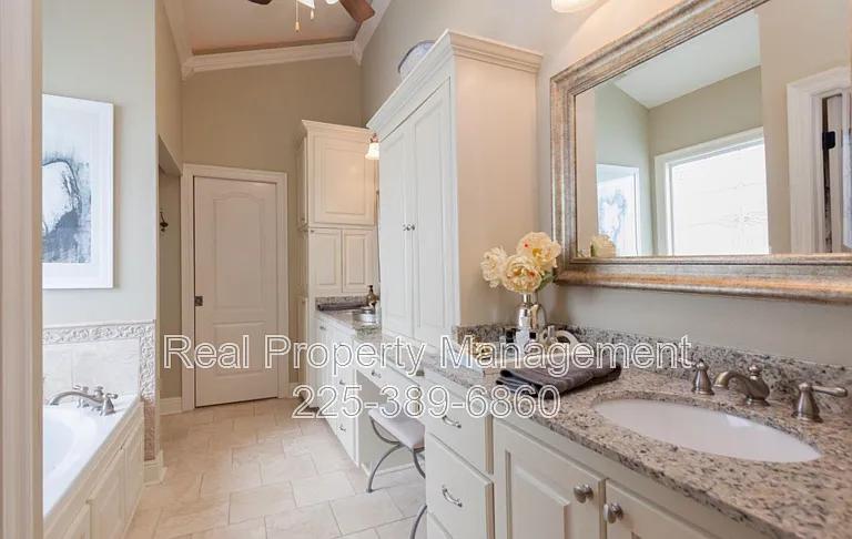 9462 Country Lake Dr — Photo 9