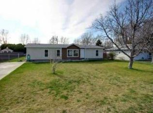 623 N Quillan St, Kennewick, WA 99336