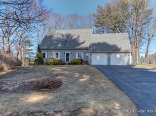 18 Crestwood Dr, Biddeford, ME 04005