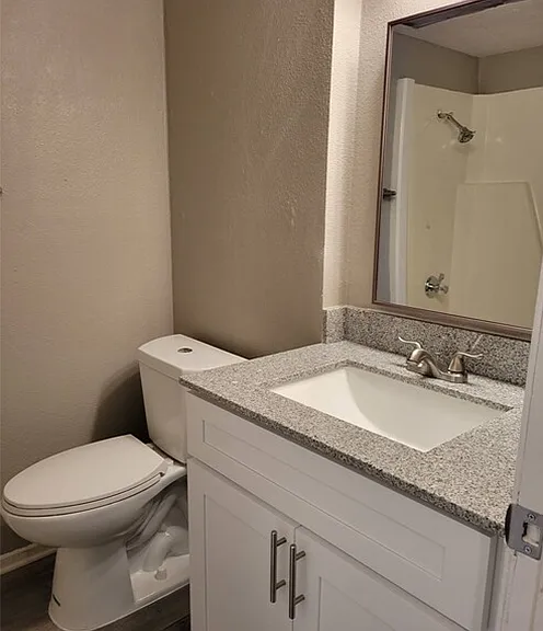 Highland Park Apartments — Photo 24