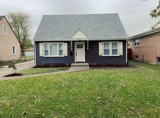 7924 Menard Ave, Burbank, IL