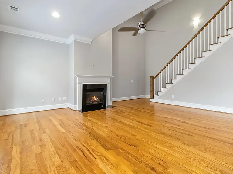 1529 Gilstrap Ln NW — Photo 18