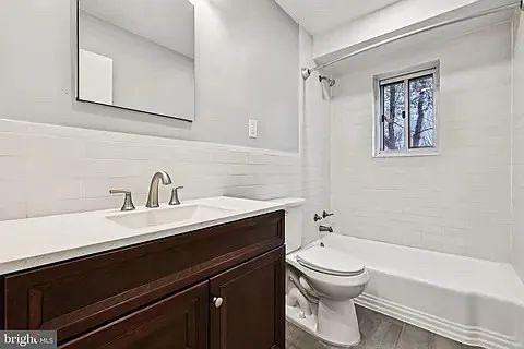 5013 Sentinel Dr #70 — Photo 7