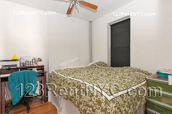 Rented by Chartwell Manhattan Realty | media 13