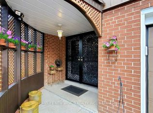 58 Marathon Cres, Toronto, ON M2R 2L7