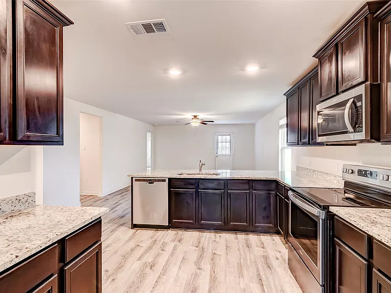 18744 Speculator Ln — Photo 15