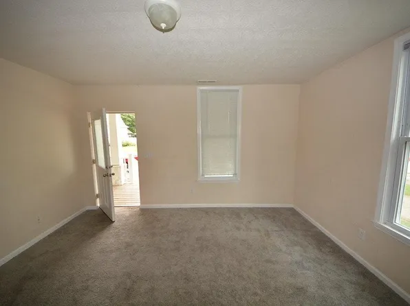 455 Gay St, Williamsburg, OH 45176