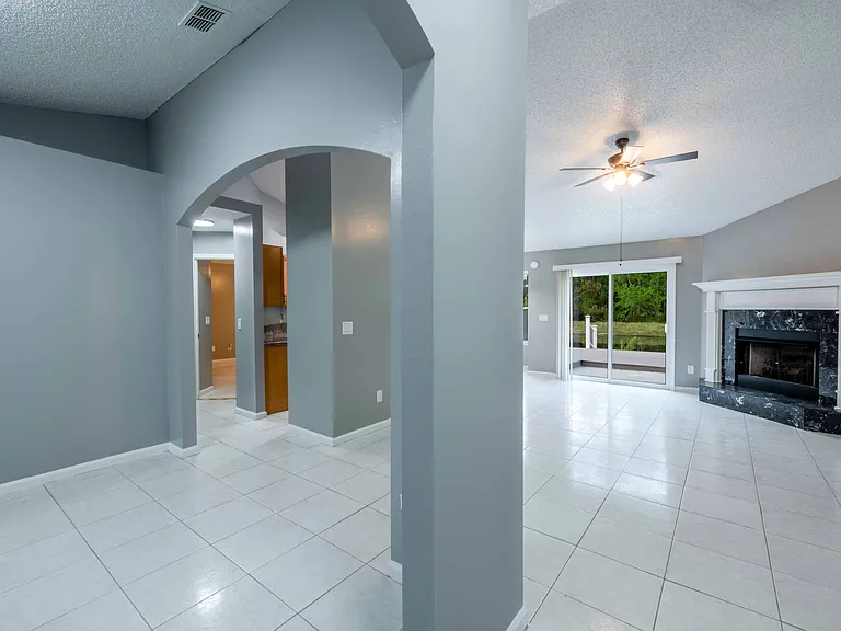 479 Charles Pinckney St — Photo 24