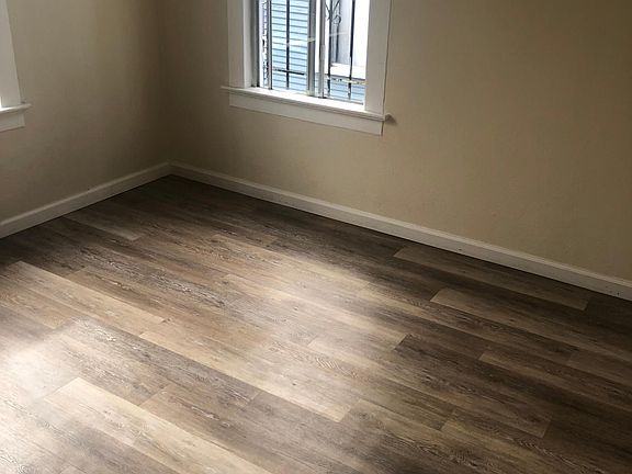 3rd image of 518 25th St