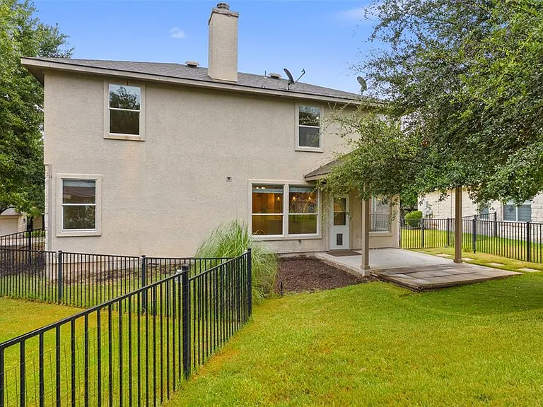 65 White Magnolia Cir — Photo 4