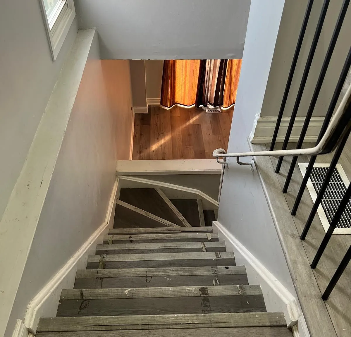 4 bed, $2,950 — Photo 4
