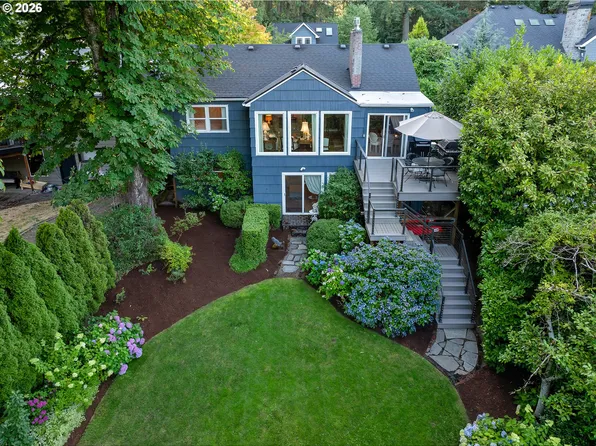 17332 Lake Haven Dr, Lake Oswego, OR 97035