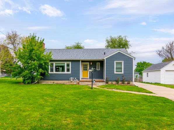 145 Cornwall Ave, Waterloo, IA 50702